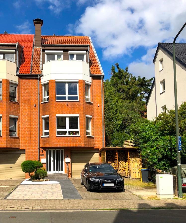 Modernes Apartment In Schoener Lage デュッセルドルフ エクステリア 写真