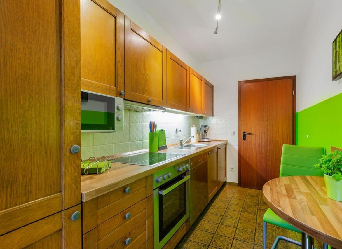 Modernes Apartment In Schoener Lage デュッセルドルフ エクステリア 写真