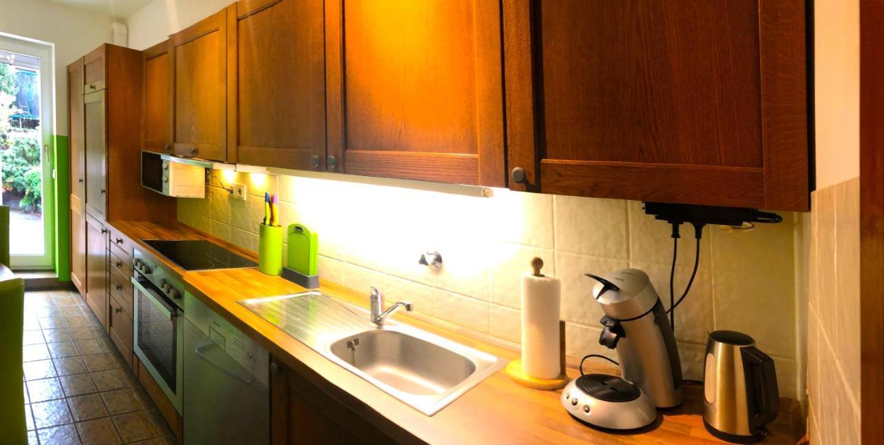 Modernes Apartment In Schoener Lage デュッセルドルフ エクステリア 写真